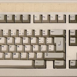 Keyboard_old_01_2kx1kpx.png