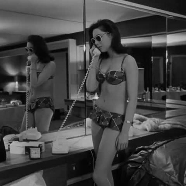 Émotionnellement nue