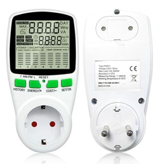Digitaler Stromverbrauchsmesser mit Display und Steckdose.