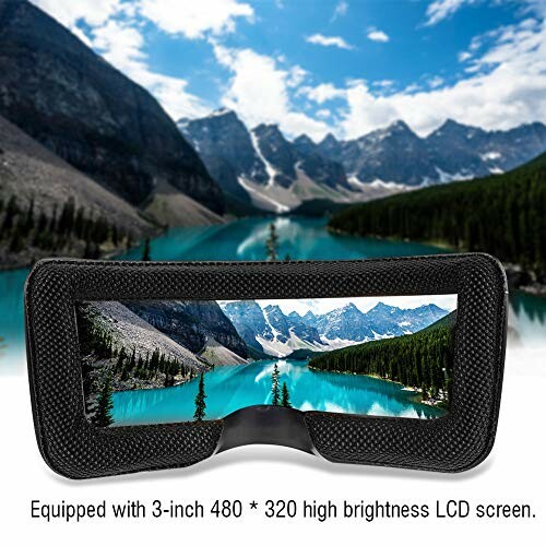 VR-Headset mit Bergsee-Panorama