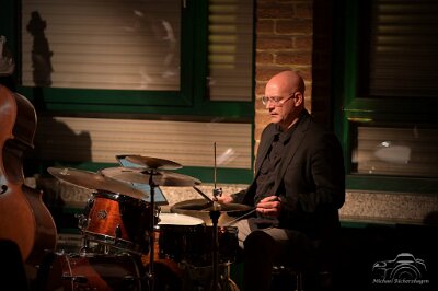 20250328-203436-DSC_3466_v2