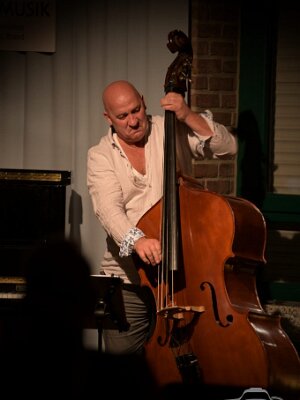 20250328-203621-DSC_3485_v2