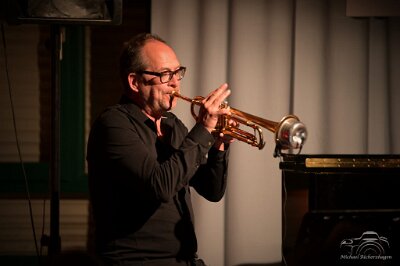 20250328-203717-DSC_3490_v2