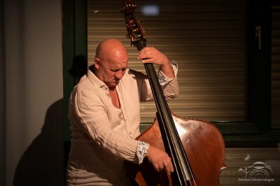 20250328-203737-DSC_3492_v2