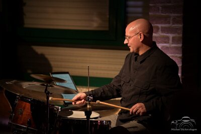 20250328-204620-DSC_3520_v2