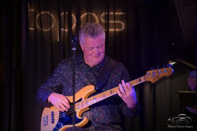 20250329-213508-DSC_3834_v2