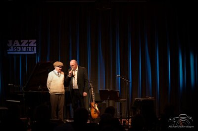 20250409-200607-DSC_3948_v1