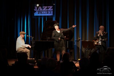 20250409-201127-DSC_3985_v1