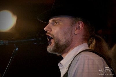 20250430-192236-DSC_4468_v2