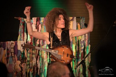 20250430-194708-DSC_4575_v1