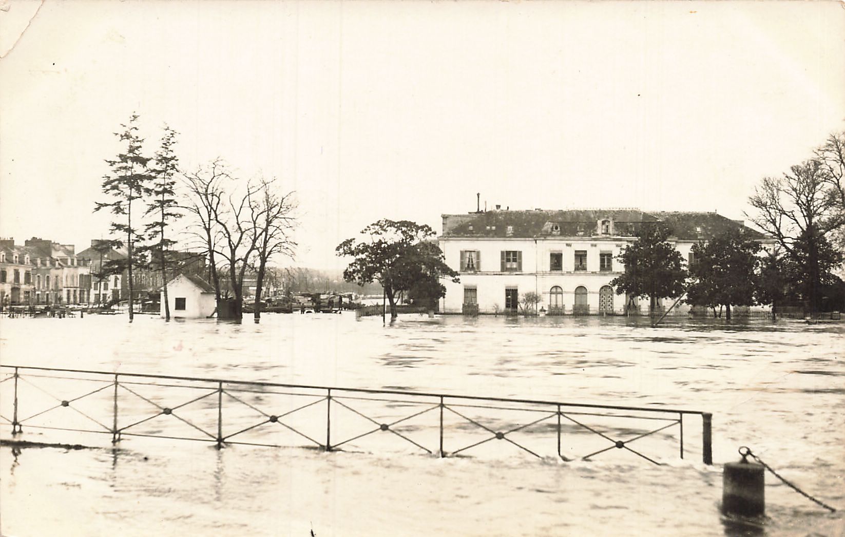 INONDATION