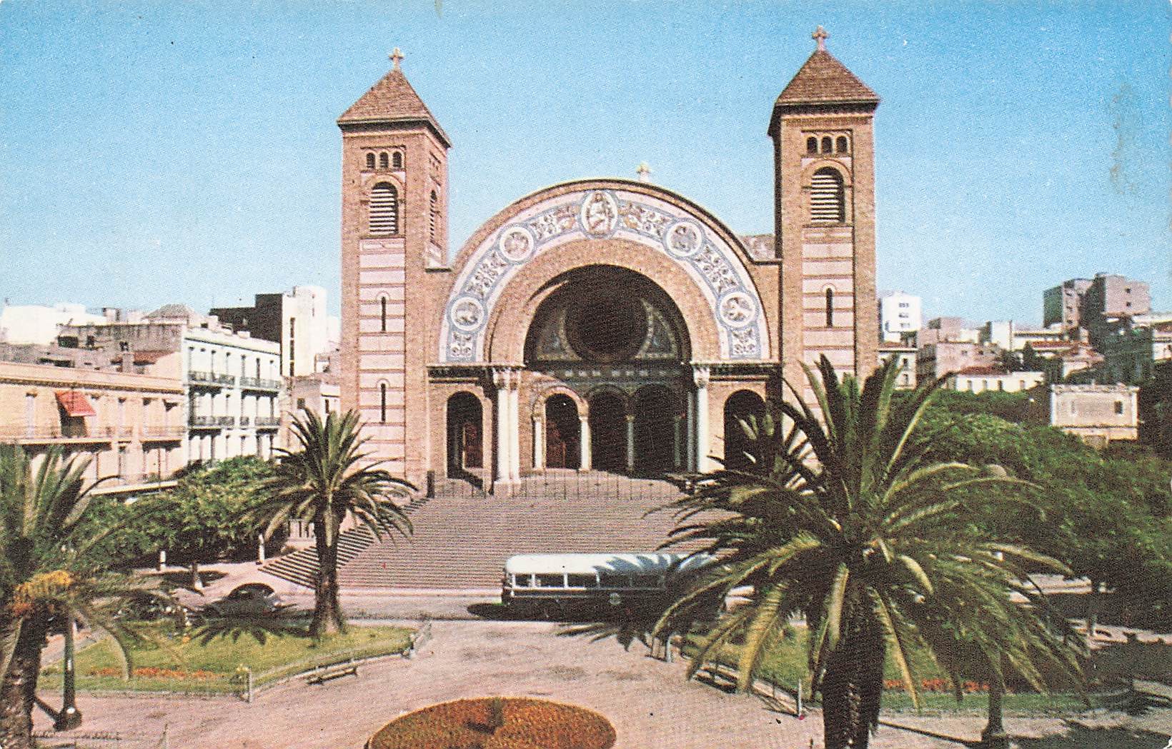 ALGERIE ORAN LA CATHEDRALE - Picture 1 of 2